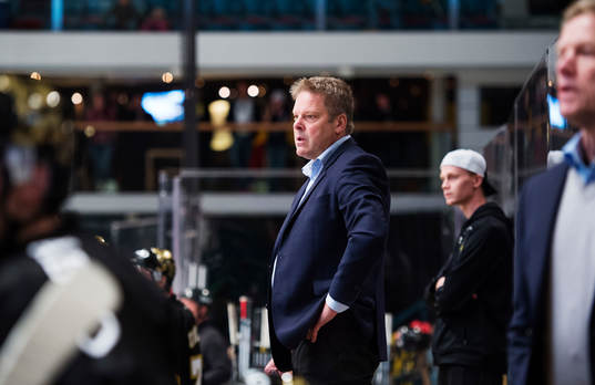 s assisterande tränare Thomas Fröberg