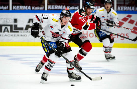 Asplövens Nicolai Bryhnisveen och Malmö Redhawks Magnus