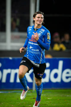 Halmstads Marcus Antonsson gör 4-0 och jublar