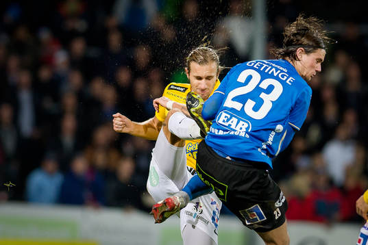Falkenbergs Tobias Carlsson och Halmstads Marcus Antonsson