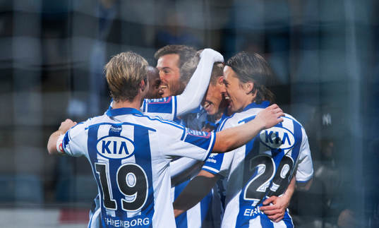 IFK Göteborgs Sören Rieks har gjort 0-3 och jublar i