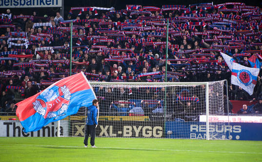 Helsingborgs supporters  i matchen i allsvenskan i fotboll