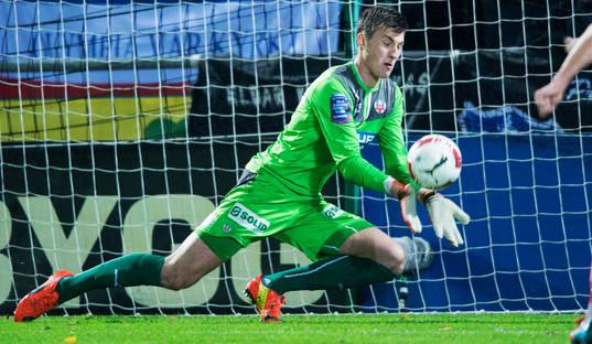 Helsingborgs målvakt Andreas Linde  i matchen i