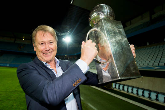 Malmö FFs tränare Åge Hareide jublar med Lennart