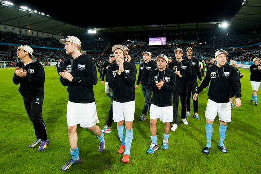 Malmö FFs spelare tackar publiken
