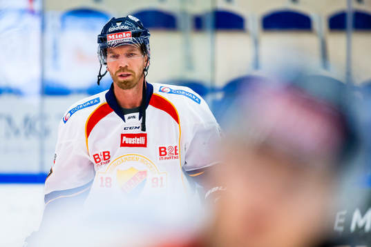 Djurgårdens Mikael Samuelsson
