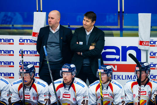 Djurgårdens assisterande tränare Stefan Nyman (v) och