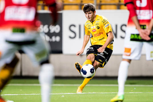 Elfsborgs Arber Zeneli gör 1-0
