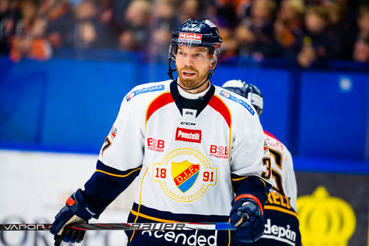 Djurgårdens Mikael Samuelsson