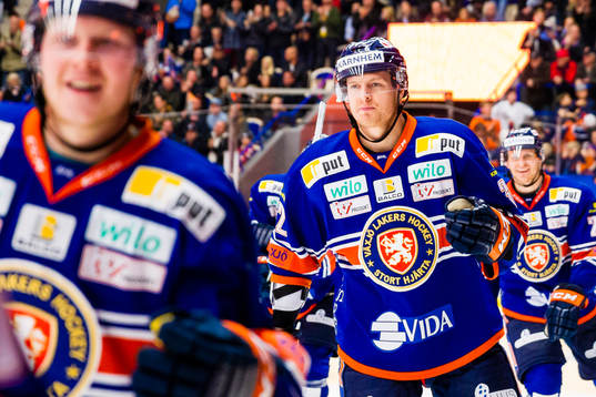 Växjös Nick Johnson firar