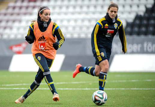 Sveriges Kosovare Asllani