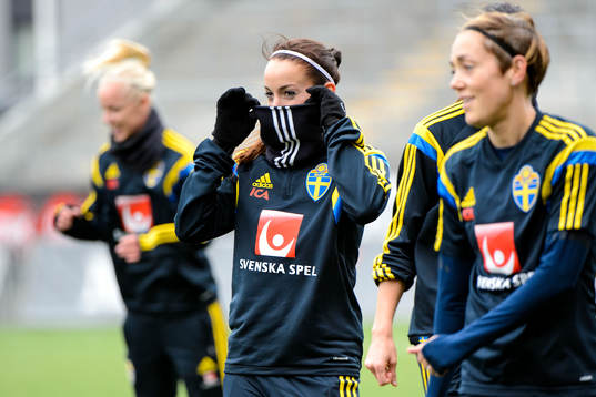 Sveriges Kosovare Asllani