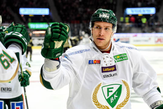 Färjestads Shawn Lalonde jublar