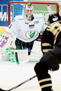 Färjestads målvakt Fredrik Pettersson Wentzel