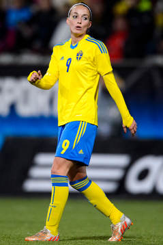 Sveriges Kosovare Asllani