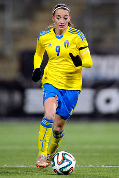 Sveriges Kosovare Asllani
