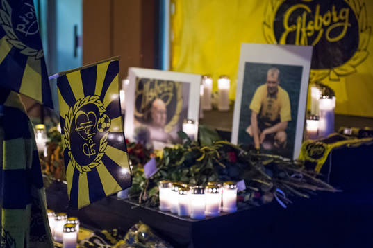 Elfsborgsflagga hänger vid minnesplatsen