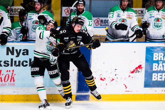 Bläddra bland fler bilder av Ishockey, Hockeyallsvenskan, AIK - Rögle