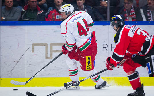 Modos Carl Grundström mot Örebros Stefan Johansson