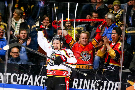 Luleås Johan Forsberg jublar
