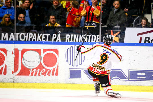 Luleås Johan Forsberg jublar