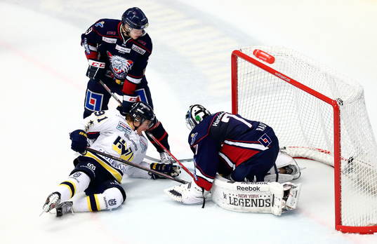 s Andreas Jämtin, Linköpings Anton Karlsson och David
