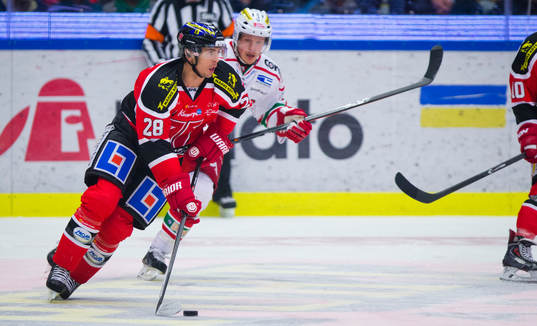 Örebros Tim Wallace