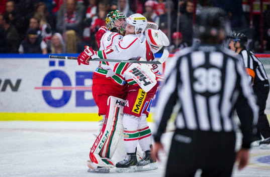 Modo vinner matchen på straffar och Modos målvakt Linus