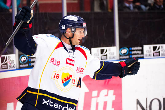 Djurgårdens Michael Holmqvist jublar