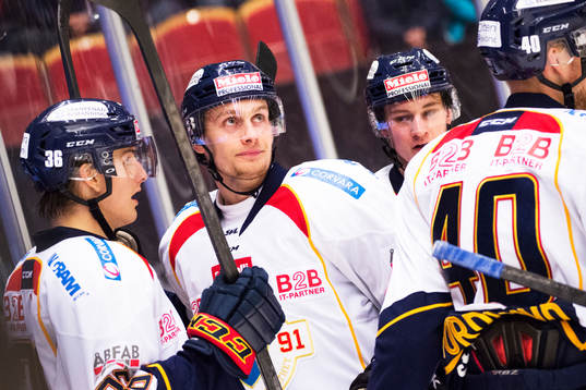 Djurgårdens Philip Holm och Alexander Fällström jublar