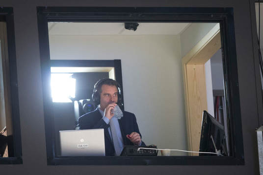 Cmores kommentator Stefan Klemetz