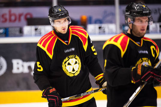 Brynäs Lukas Kilström och Niclas Andersén deppar