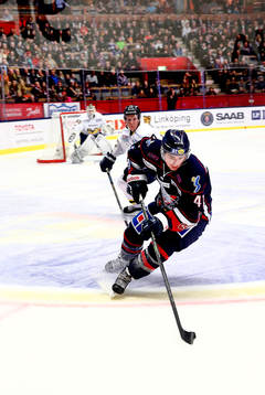 s Emil Johansson