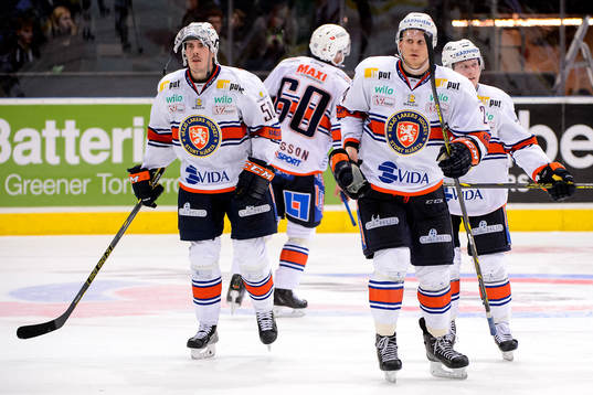 Växjös Sebastian Erixon och Jani Lajunen deppar