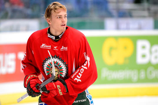 Frölundas Andreas Johnson innan hockeymatchen i SHL mellan