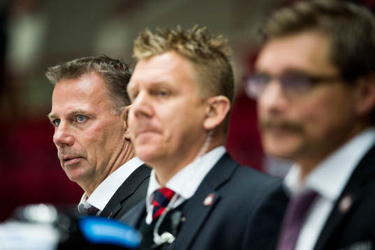 Malmö Redhawks tränare Mats Lusth, Jesper Mattsson och