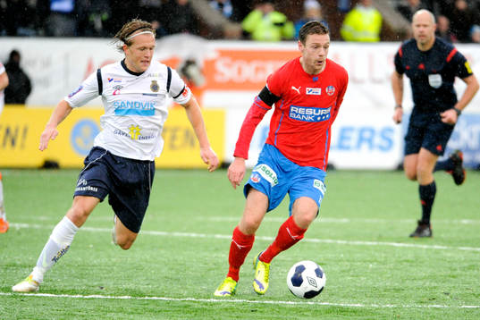 Gefles Anders Bååth och Helsingborgs Arnór Smárason
