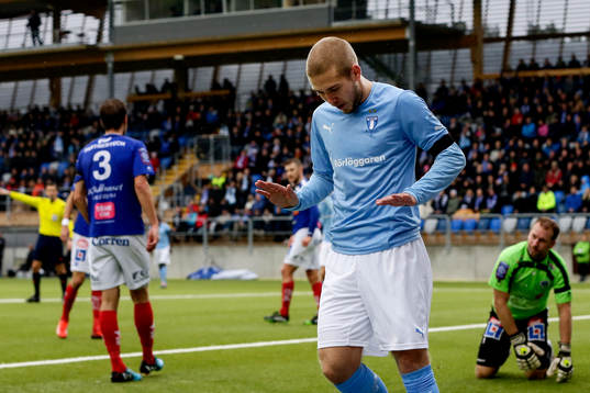Malmö FFs Anton Tinnerholm jublar