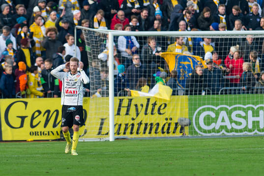 Mjällbys Christian Wilhelmsson deppar
