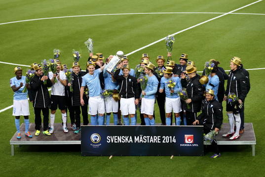 Malmö firar sitt Allsvenska guld med pokalen