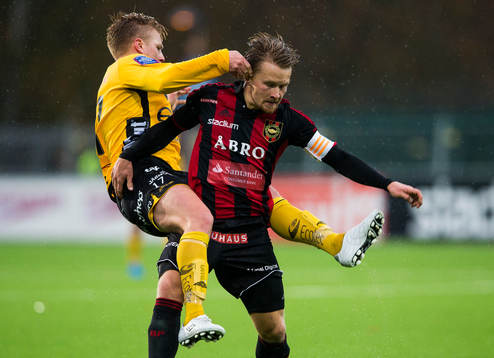 Elfsborgs Per Frick och Brommapojkarnas Jacob Une Larsson