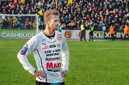 Mjällbys Christian Wilhelmsson deppar efterfotbollsmatchen