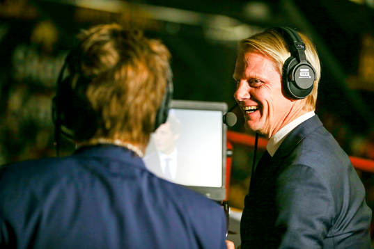 Kommentatorerna från Cmore Åke Unger och Niklas Wikegård
