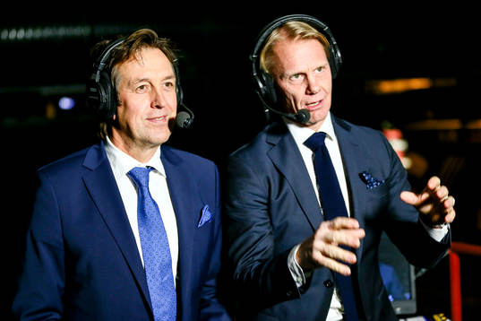 Kommentatorerna från Cmore Åke Unger och Niklas Wikegård