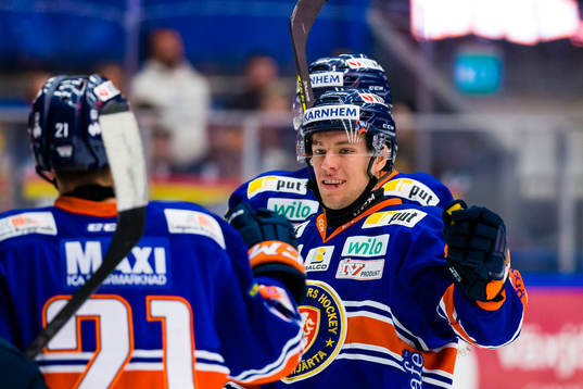 Växjös Robert Rosén firar