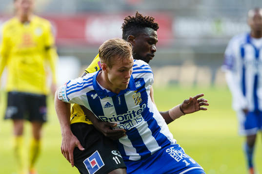 Halmstads King Osei Gyan och IFK Göteborgs Gustav Engvall