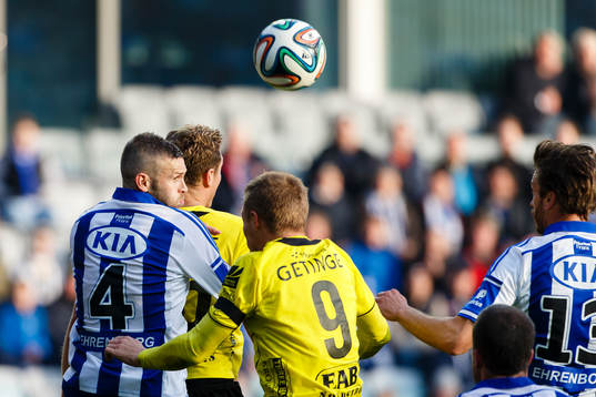 IFK Göteborgs Kjetil Waehler och Halmstads Gudjón