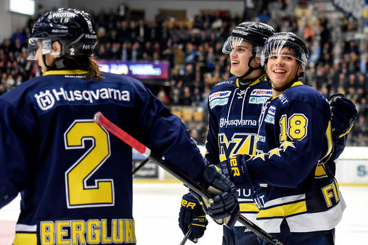 s Kevin Fiala jublar