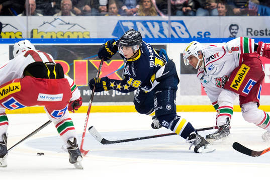 s Kevin Fiala
