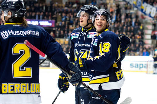 s Kevin Fiala jublar
